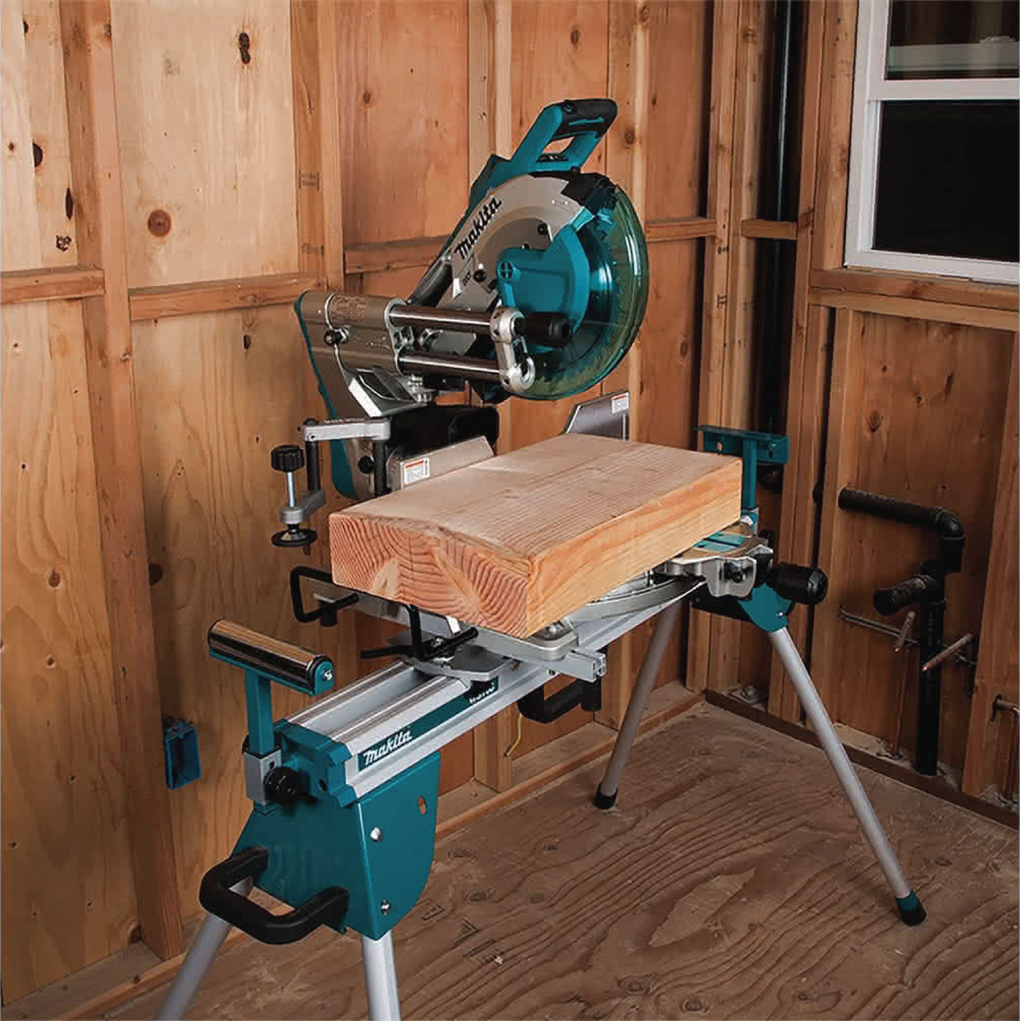 Cordless Slide Compound Miter Saw (DLS111ZU)