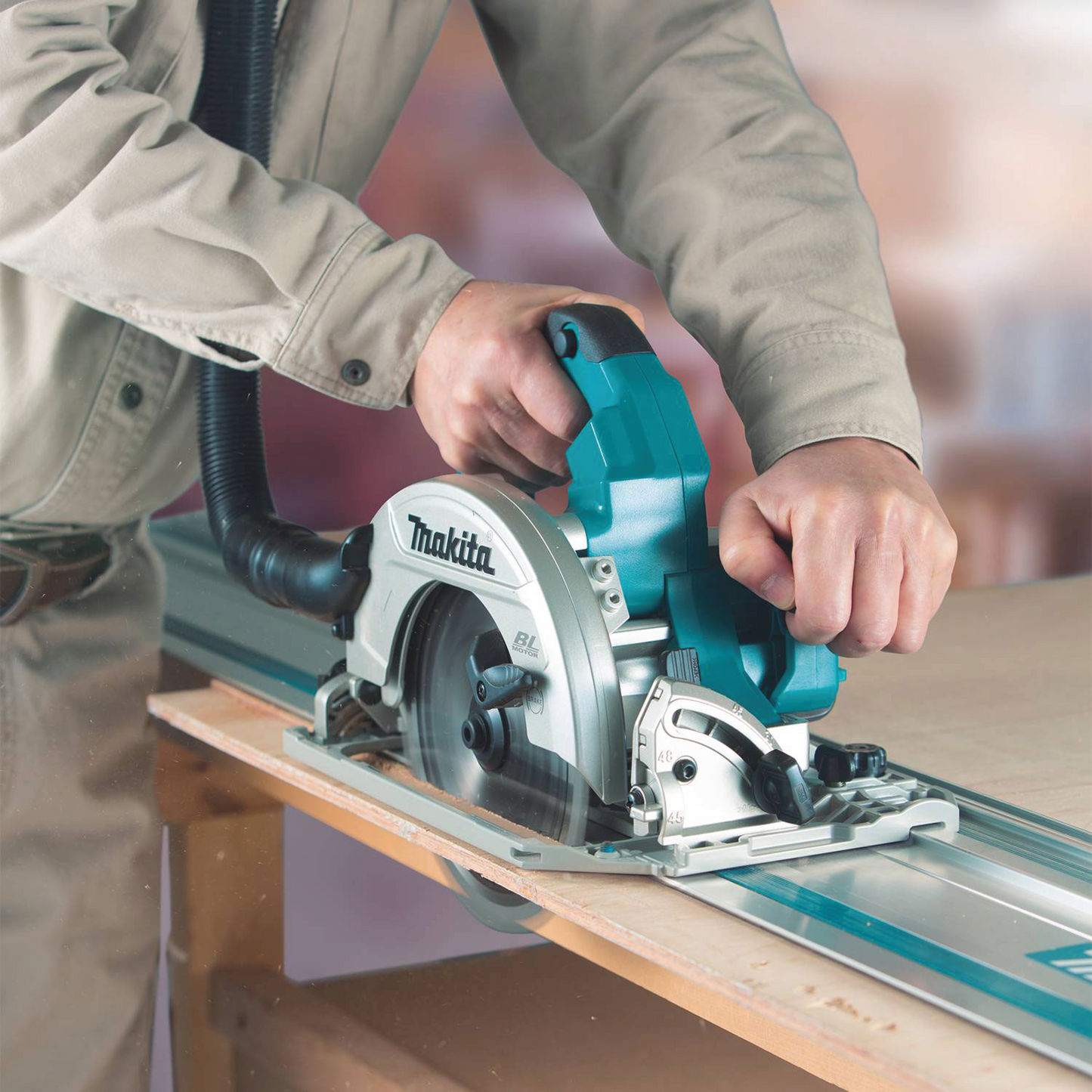Circular Saw (M5802B)