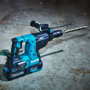 Makita Cordless XGT 40V Combination Hammer 28mm