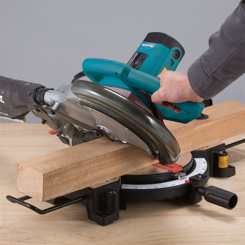 Makita MT Compound Miter Saw 255mm 1500W Albert Trading